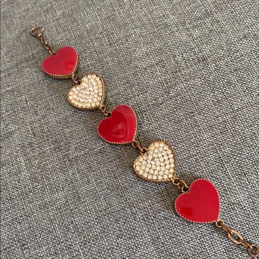 ❤️Vintage Red and Sparkle Heart Bracelet